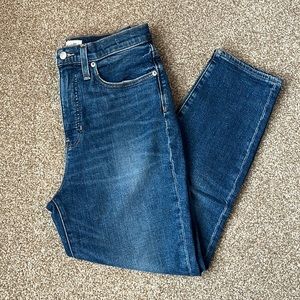 Madewell, “The Mom Jean”, Size 28. New condition